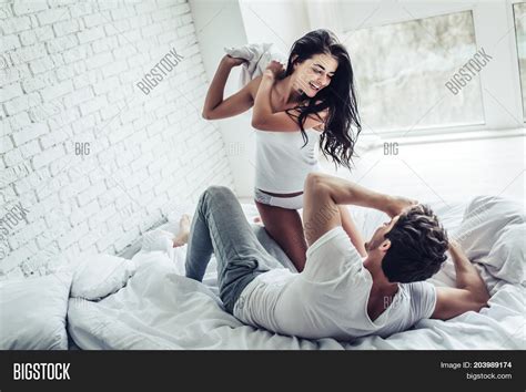 Young Love Couple Bed Image And Photo Free Trial Bigstock
