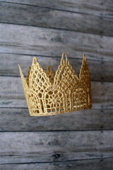 Lace Crowns Tiaras And Crowns Vintage Princess Party Bride Of Christ Stay Gold Gold Lace