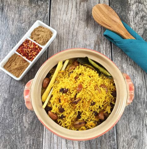 Add the water or vegetable broth and turn the heat to high. Yellow Basmati Rice with Turmeric, Cashews and Raisins ...