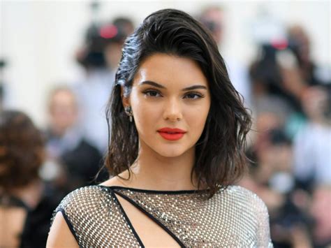 Kendall Jenner Biography Height And Life Story Super Stars Bio