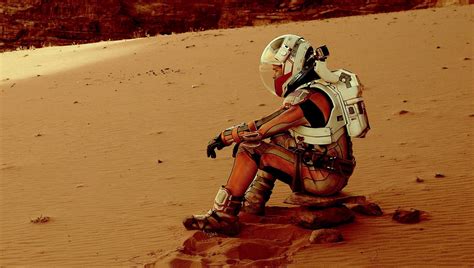 Review The Martian Makes Science Look Cool Again Jon Negroni
