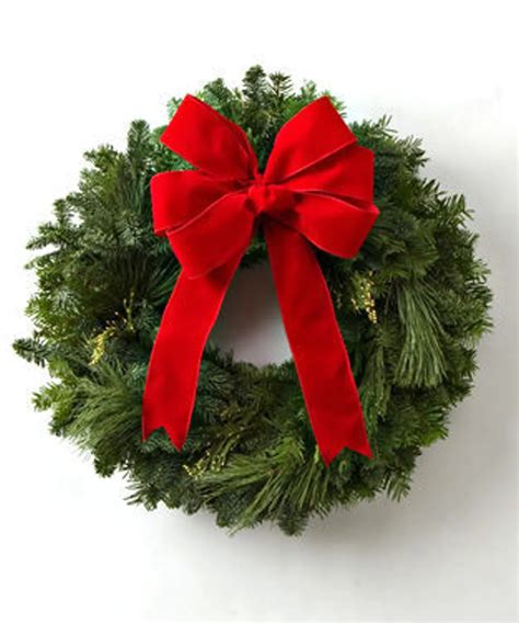 Simple Evergreen Wreath With A Red Bow Is Just A Must Have For The
