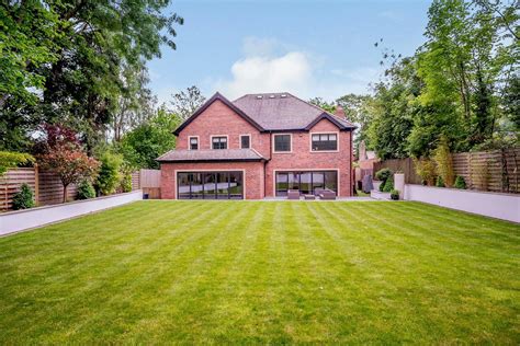 5 Bedroom Detached House For Sale In The Fordrough Four Oaks Sutton