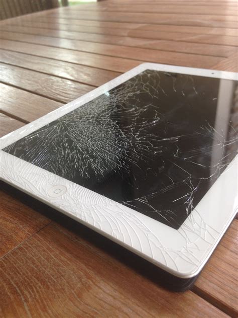 Broken Ipad Screen In Dubai