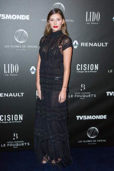 Camille cerf a rendu sa couronne de miss france en décembre 2015 et a rapidement retrouvé les il y a quelques jours, camille cerf profitait de ses vacances bien méritées pour retrouver ses copines. Camille Cerf enceinte ? L'ancienne Miss France répond avec ...
