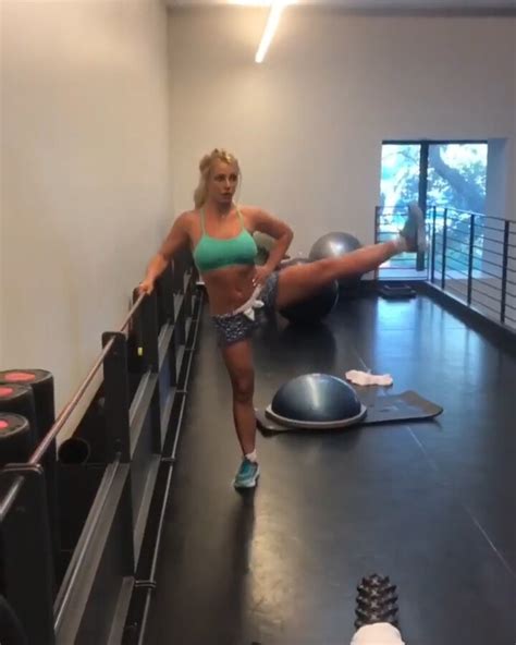 Britney Spears The Fappening Sexy Fitness 43 Photos The Fappening