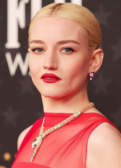 The Best Beauty Looks From The 2023 Critics Choice Awards