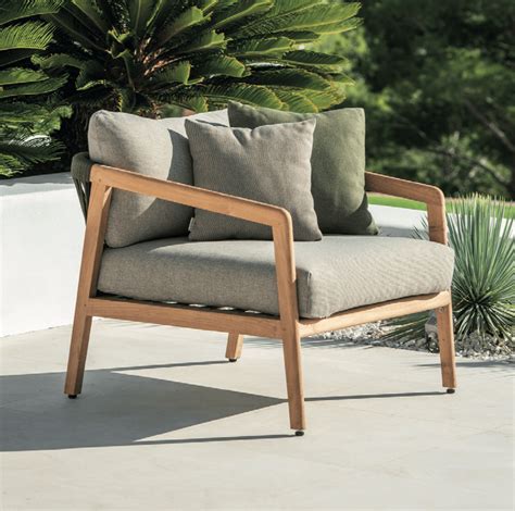Apropos 1 Teak Club Chair Couture Outdoor