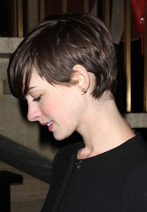 Anne Hathaway Pixie Cut Makeup And Hair Pinterest