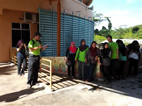 Anak sd vs orang dewasa, anak diajari tante seks, anak kecil main sama ibu, bocah sd. BOMBA994: Khidmat Masyarakat JMSK di Rumah Kanak-kanak Kuching