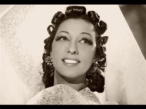 Josephine baker wearing her famous banana costume, circa 1926. Josephine Baker - YouTube