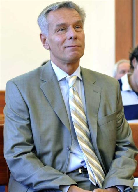 Galambos lajos egyik védője maga is gyanúsított. Volt titkosszolgálati vezetők - Súlyosításért fellebbezett ...