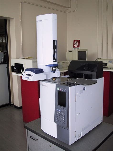 In preparative chromatography, gc can be used to prepare pure compounds from a mixture. Gas chromatography - Wikipedia
