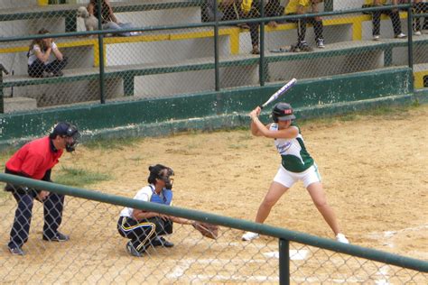 Jul 21, 2021 · 1 of 3 las jugadoras de australia y japón forman fila antes del comienzo de su encuentro de softbol, que puso en marcha los juegos olímpicos el miércoles 21 de julio de 2021, en fukushima (ap. PERSONERÍA LOGRA RECUPERAR LA CANCHA DE SÓFTBOL EL BUENO ...