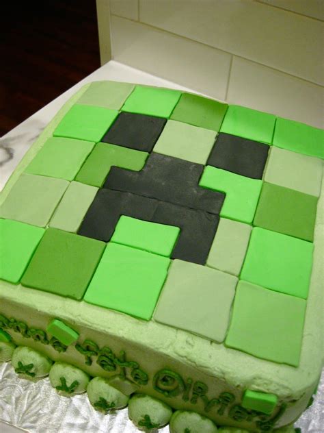 Shawn Gill This Would Be Perfect For Isaiah Minecraft Creeper Cake