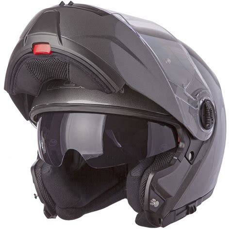 At motorbikes india we are all about motorcycle safety, so we've decided to pair this article on choosing a motorcycle helmet with nice infographics. Modular Motorcycle Helmets