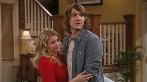 Watch Melissa And Joey Season 1 Episode 22 Mel And Joes Anniversary