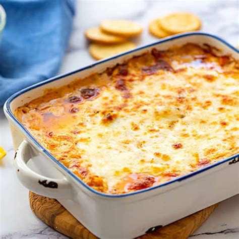 Stir in 1/2 cup vegan buffalo wing sauce. Easy Rotisserie Buffalo Chicken Dip - The Wholesome Dish