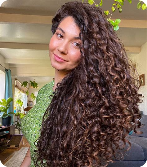 The Beginners Guide To Building A Curly Hair Routine Who What Wear
