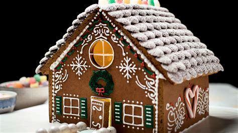 How To Build A Gingerbread House The New York Times