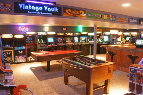 An Impressive Home Arcade Is A Retro Gamers Paradise Photos Huffpost