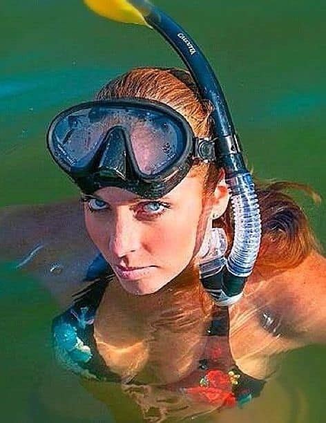 260 Snorkelling Ideas In 2021 Snorkelling Scuba Girl Snorkeling