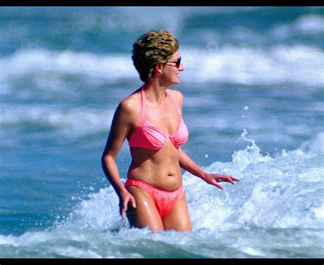 Princess Diana S Unseen Exotic Holiday Snaps Daily Star