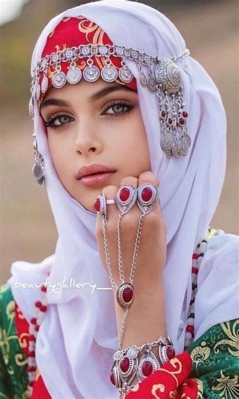 Pin By Palmira Iriarte On Fondos De Pantalla Bonitos Iranian Beauty