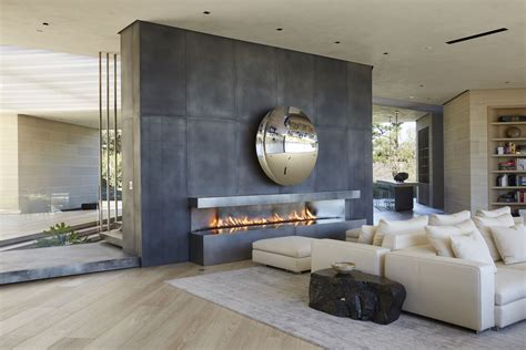 Los Angeles Hillside Villa Retreat With Daring Modern