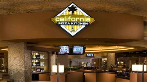 California Pizza Kitchen Returns To The Mirage Next Week Eater Vegas