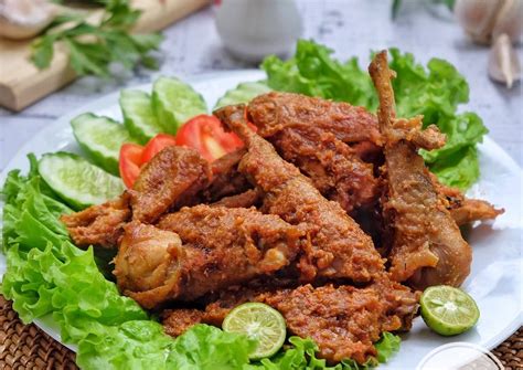 Menu ini cocok untuk makan siang maupun malam. Resep Ayam Kampung Bumbu Rujak, Makanan Istimewa Buat ...