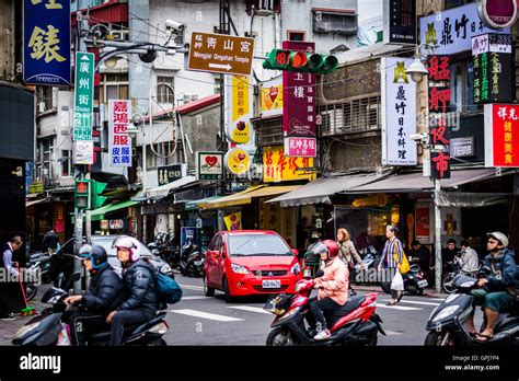 Busy Street In The Wanhua District Of Taipei Taiwan Stock Photo Alamy