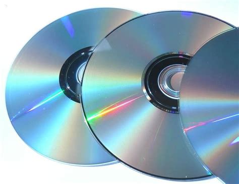 But the main difference lies in their method of sharing. Best DVD copy protection software to install in 2018