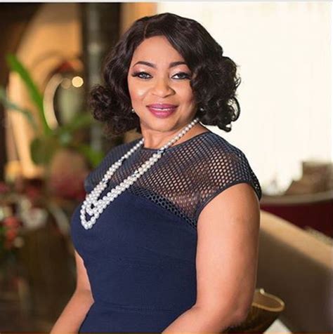 Folorunsho alakija is a nigerian businesswoman who is the richest african woman and the richest black woman in the world. Folorunso Alakija - Famous People Magazine