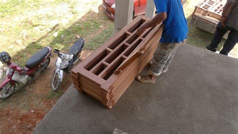 Tingkap labuh berdaun 3 diposisi. Hartanah Property Terengganu: Tingkap Rumah