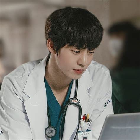 Pin By An Thư On Ahn Hyo Seop Ahn Hyo Seop Romantic Doctor Ahn Hyo