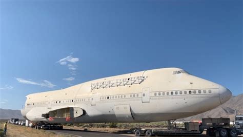 burning man 747 on the move to las vegas with escort