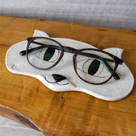 eyeglass stand cat glasses holder tray ceramic storage decor sunglasses eyeglasses quirky