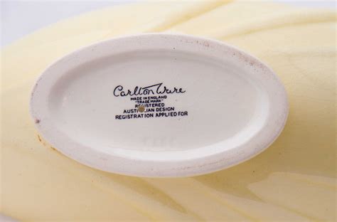 Carlton Ware Yellow Leaf Oval Shape Dish Bowl Vintage Botanical Pottery