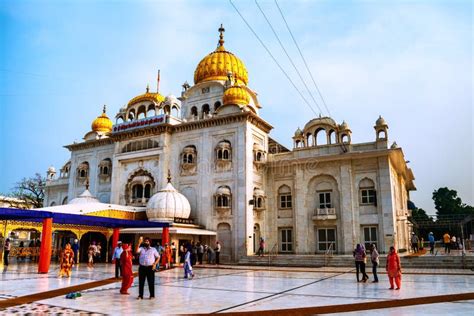 Gurudwara Bangla Sahib Sikh Temple Most Popular Landmark In Delhi
