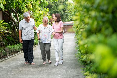 Walking Safety Tips For Seniors