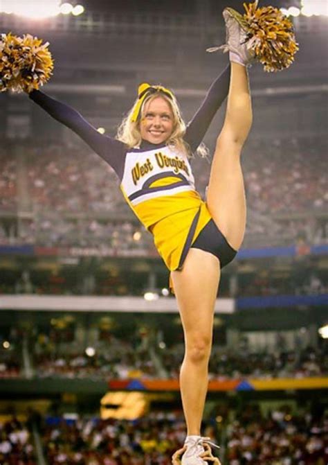 Pin By Guy Baker On Hot Cheerleaders Professionalsexiezpix Web Porn