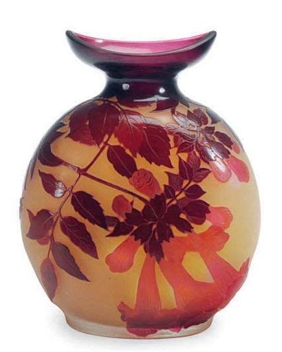 A French Cameo Glass Vase Signed In Cameo Galle Circa 1900 Glass Gorgeous Glass Art Of Glass