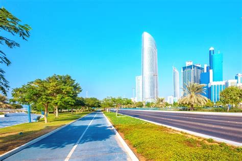 Complete Guide To The Abu Dhabi Corniche Abu Dhabi Travel Planner