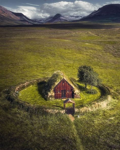 Old Icelandic homestead : pics