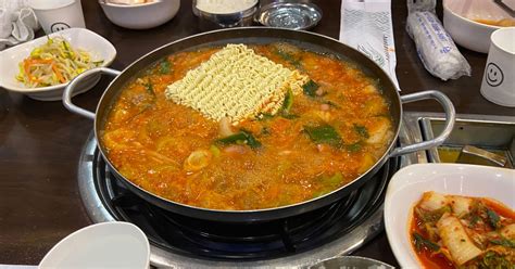 Creatrip Spicy Korean Food The Ultimate 5 Level Test Korea Travel