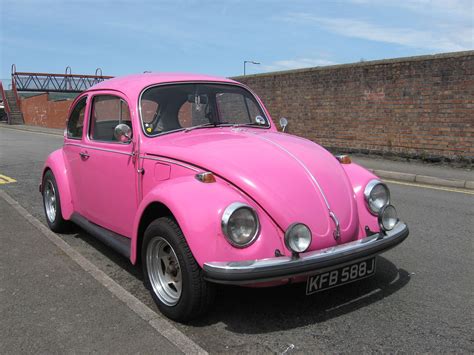 Pink Volkswagen Beetle Hd Wallpaper Cars Wallpapers Volkswagen New