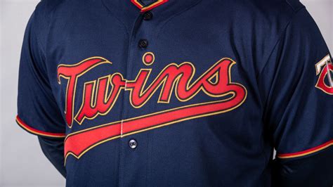 Minnesota Twins Unveil New Alternate Uniforms