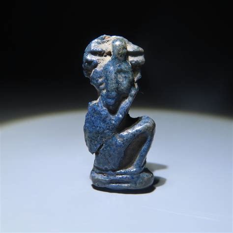 Oud Egyptisch Faience Amulet Van Een Koninklijk Kind Catawiki