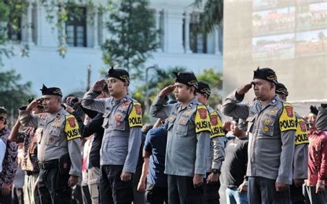 Jaga Keamanan 1600 Polisi Rw Bakal Disebar Di Bandung